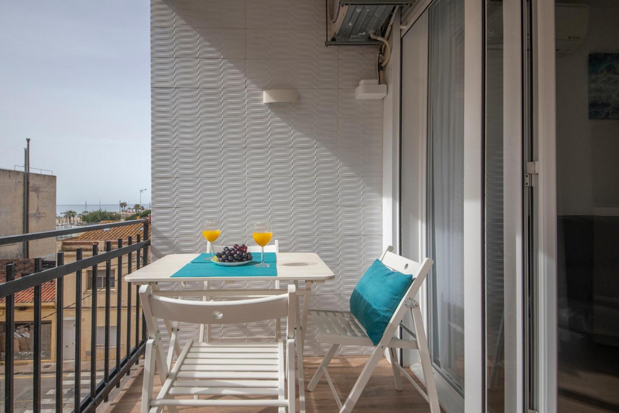 Apartamento A 100 Metros De La Playa Pineda de Mar Kültér fotó